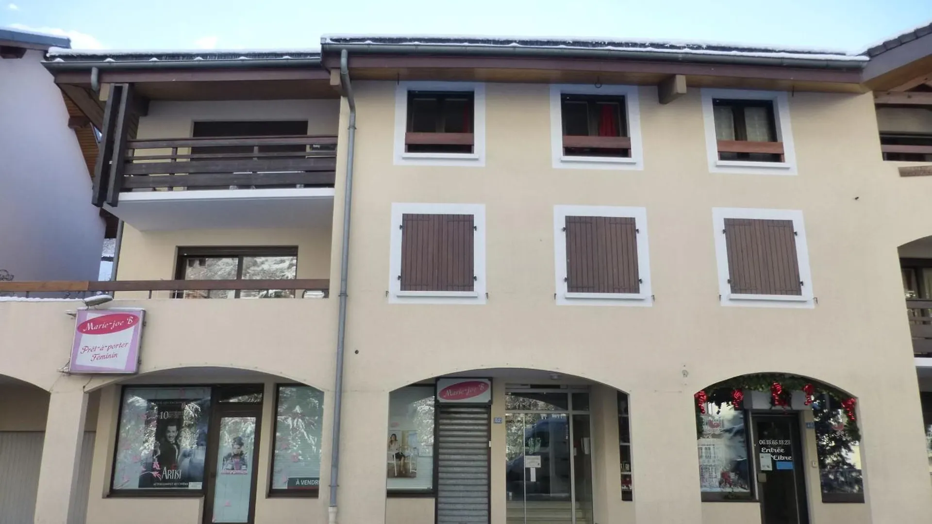 Duplex Cosy 2 Chambres Avec Balcon, Parking Et Wifi - Fr-1-512-236 Brides-les-Bains 0*,  France